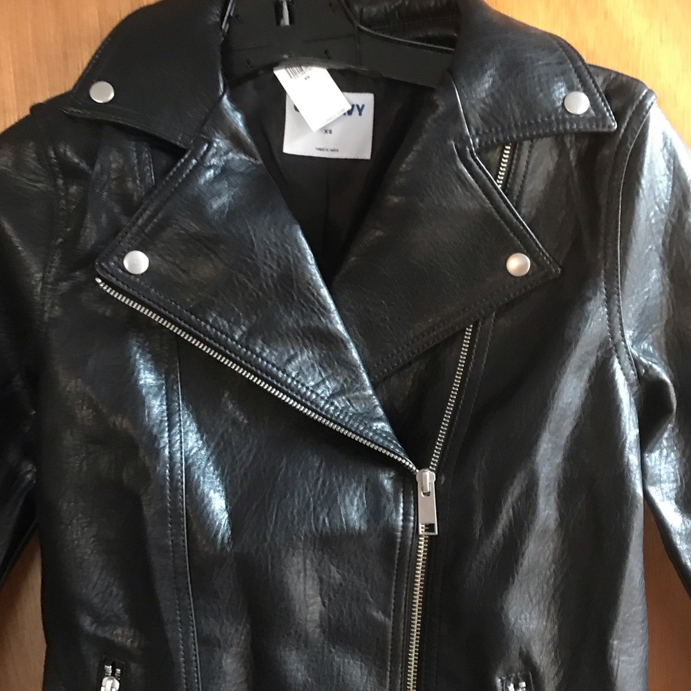 Old Navy Black Faux Leather Moto Jacket with Belt - Picture 4 of 4